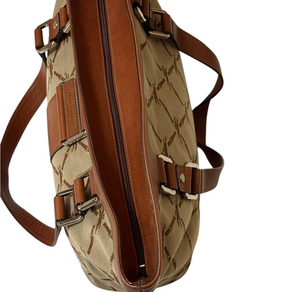 Longchamp Shoulder Bag in great use conditions. - Picture 6 of 13